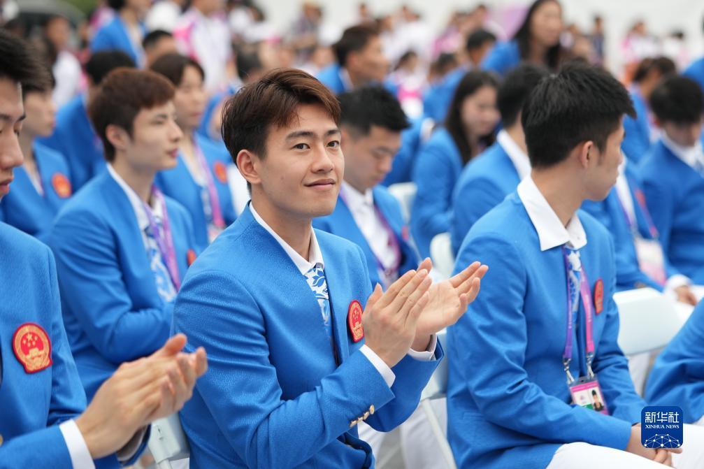 注册首存10元即送30元